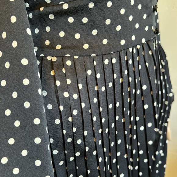 NEW✨Express Dots short romper size M - Picture 8 of 11